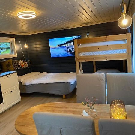 Kveldsro Cabin In Nice Surroundings Kristiansand Extérieur photo