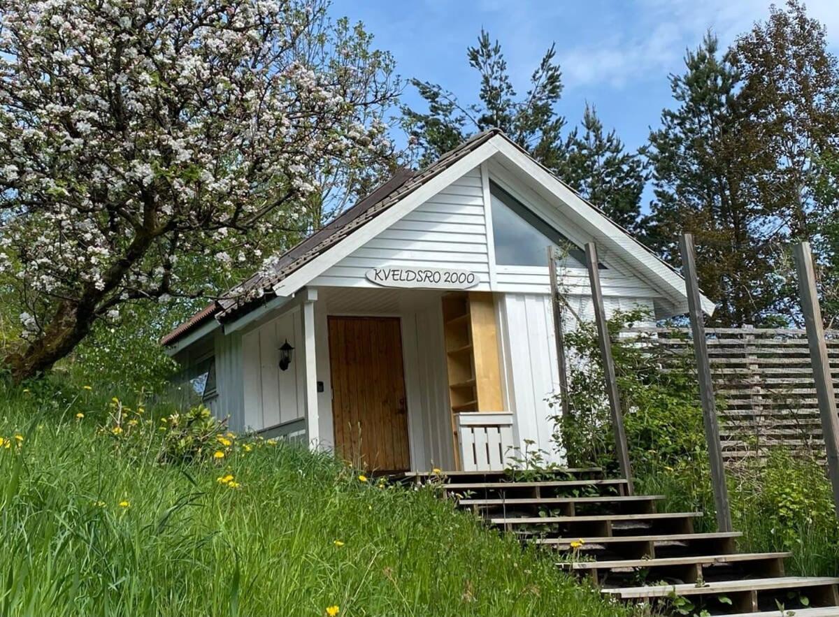 Kveldsro Cabin In Nice Surroundings Kristiansand Extérieur photo